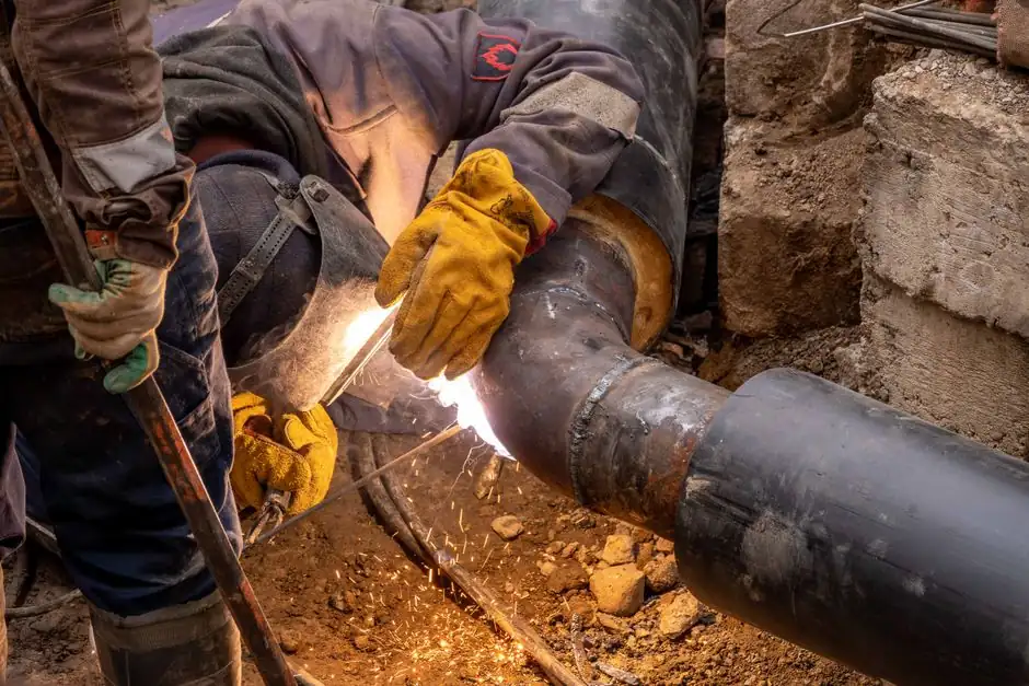 Plumb Rescue technician on site